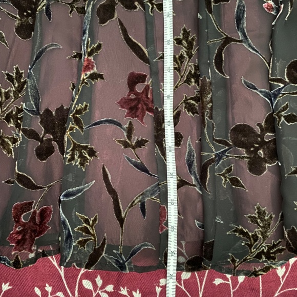 Fairytale Shimmer Floral Skirt with Black Tulle and Rose Wine Satin Sz S - Picture 13 of 13